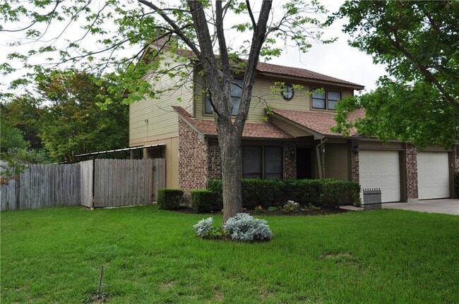 Photo - 13405 Saddlebrook Trail