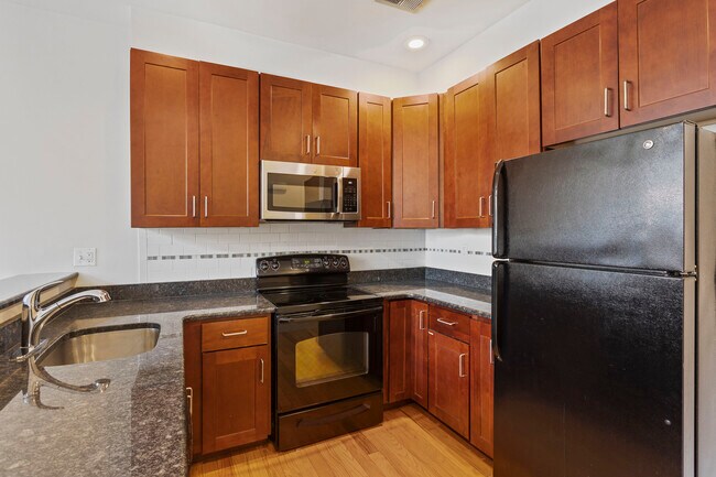 Photo - 526 S 13th St Unit A