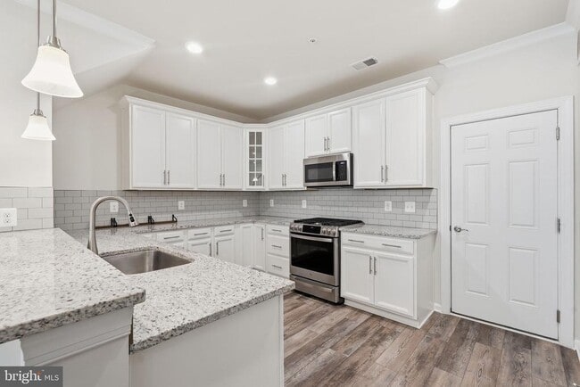 Photo - 45208 Lettermore Square
