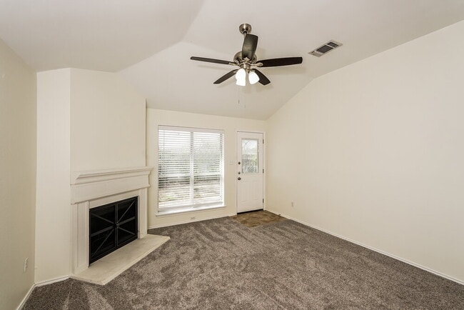 Photo - 1000 Sandalwood Dr