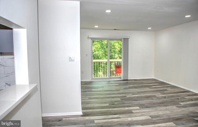 Photo - 26 Coral Tree Ct