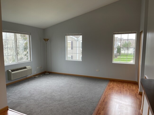 Photo - 1517 Silverstone Dr Unit 1517