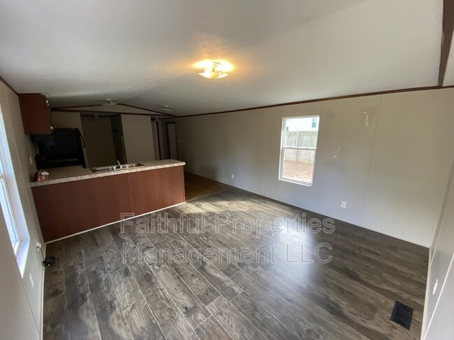 Building Photo - 10315 County Rd 2301
