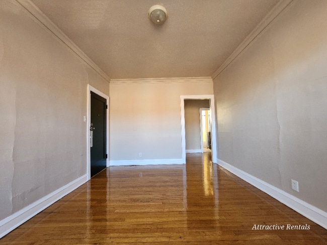 Photo - 1639 W 80th St Unit 2