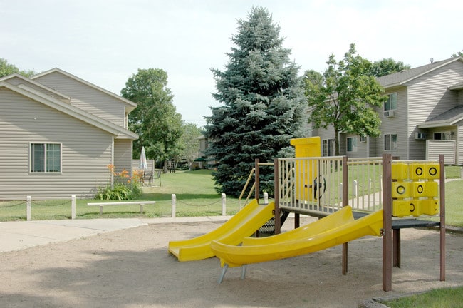 Woodmount Townhomes