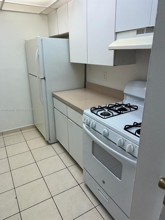 Photo - 18101 NW 68th Ave Unit B106