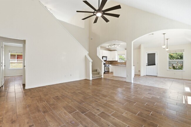 11402 Overland Trail Dr