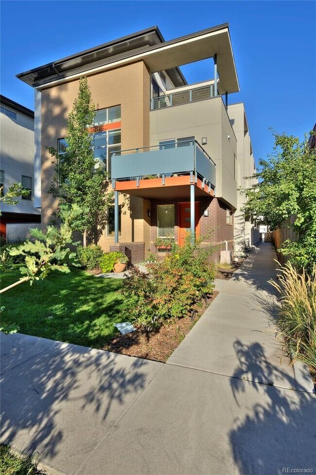 Photo - 2180 S Josephine St