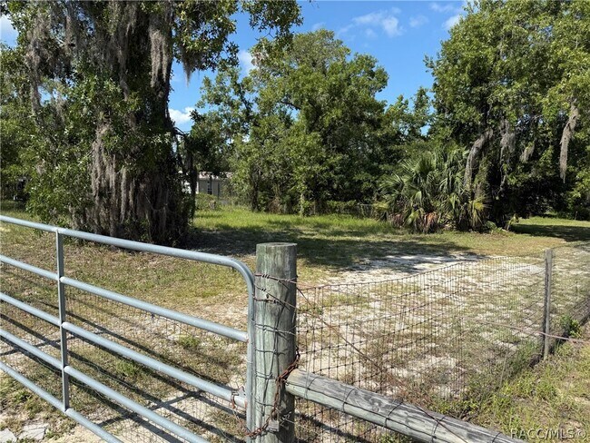 Photo - 2134 S Rock Crusher Rd