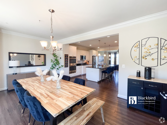 Building Photo - 716 Fair Winds Way Rental