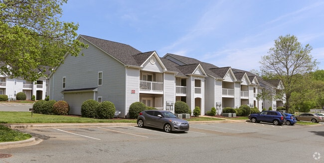 Building Photo - Huntersville Commons