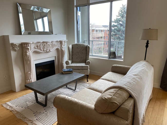 Living Room, Gas Fireplace - 1495 Graham St Unit 306