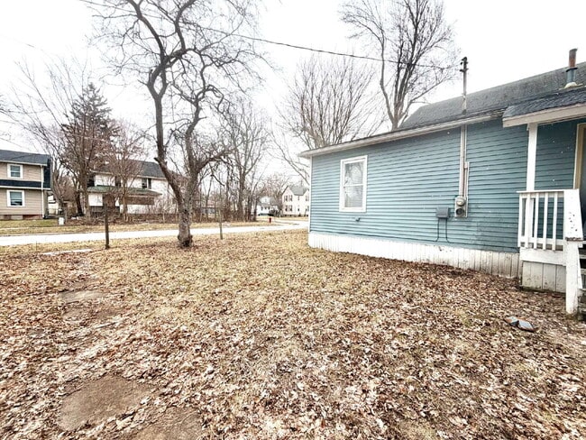 Photo - 3 Bedroom, 1 Full Bath