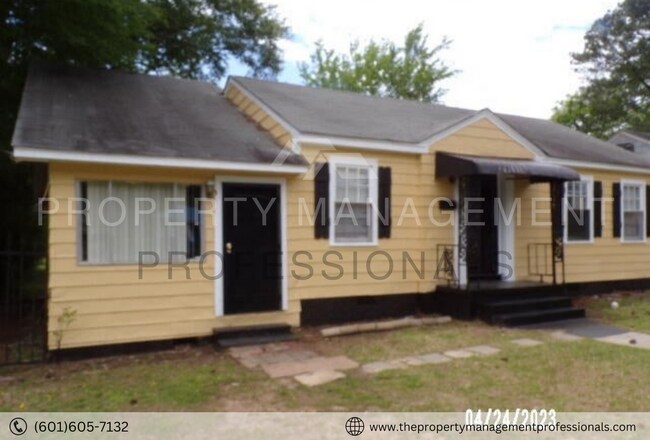 1925 Wingfield Cir