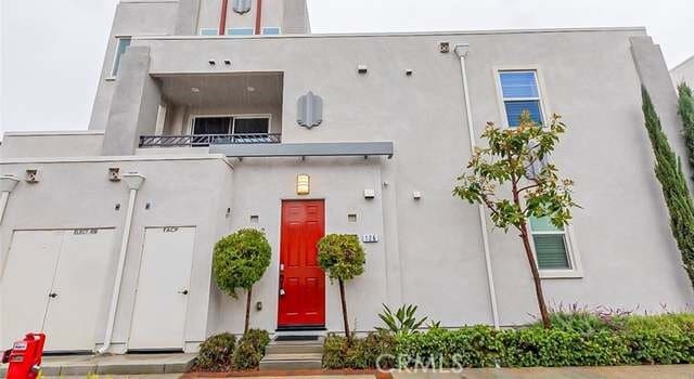 Photo - 126 Macintosh Way