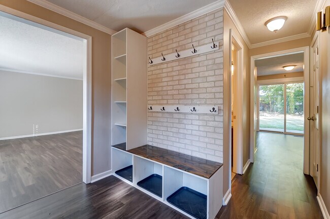 Photo - 5931 Spring Oak Ct