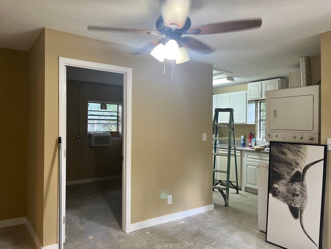 Photo - 1045 Ontario St Unit 3/1