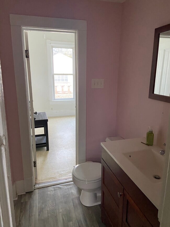 Photo - 1603 W Ayres Ave