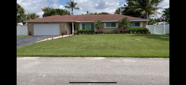 House Front - 44 W Arch Dr