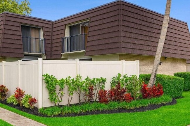 Photo - 7716 77th Way