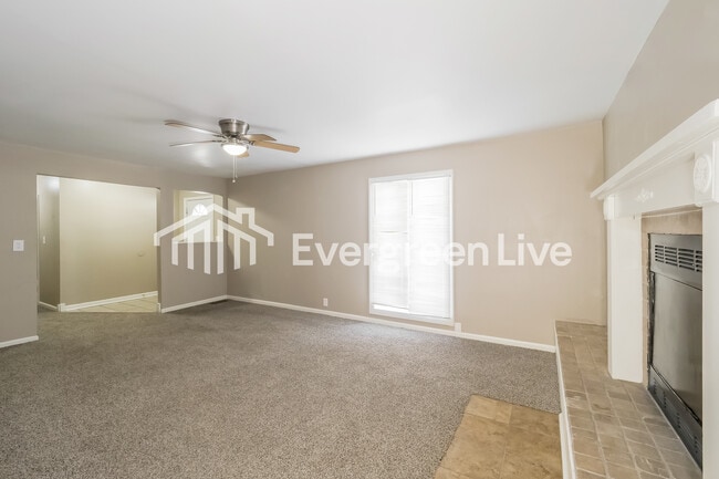 Photo - 10505 Eastern Ave