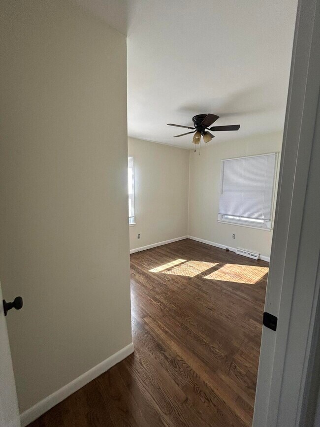 Photo - 2209 Jasmine Dr