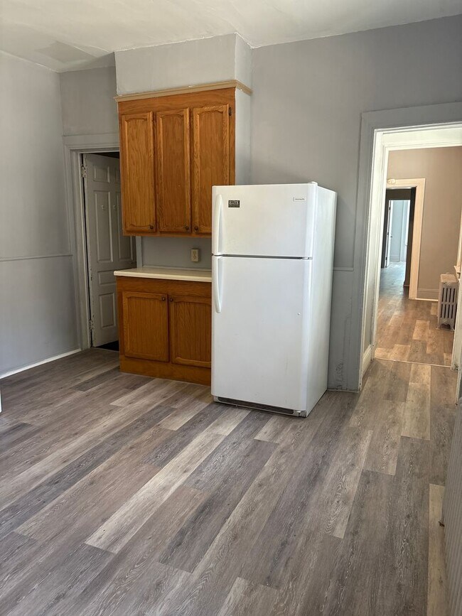 Photo - 1st Floor 2 Bedroom Apartment-York City SD