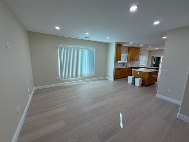 Photo - 985 Williams St Unit A