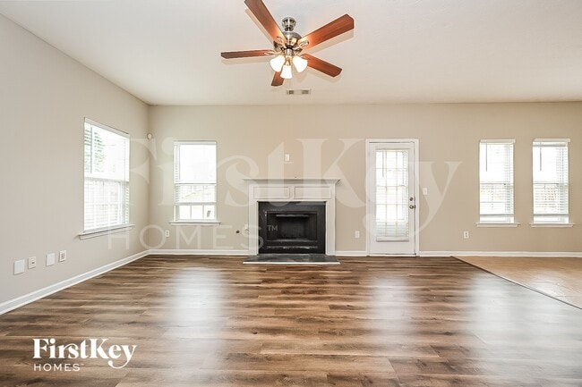 Photo - 5439 Frontier Ct