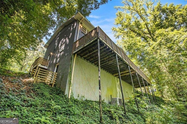 Photo - 5826 Simone Dr