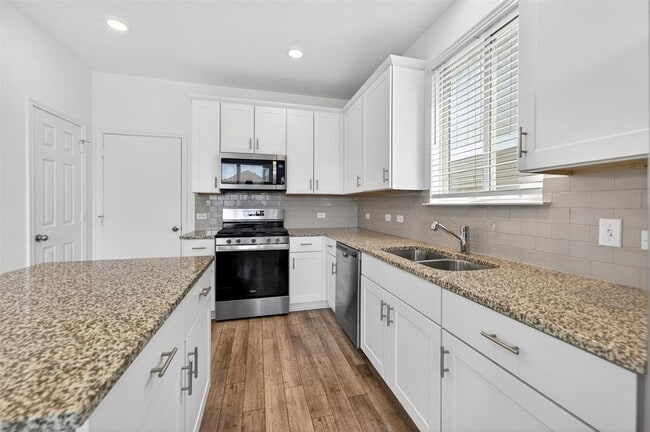 Photo - 340 Black Alder St