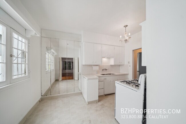 Photo - 139 S Elm Dr Apartment Unit 1