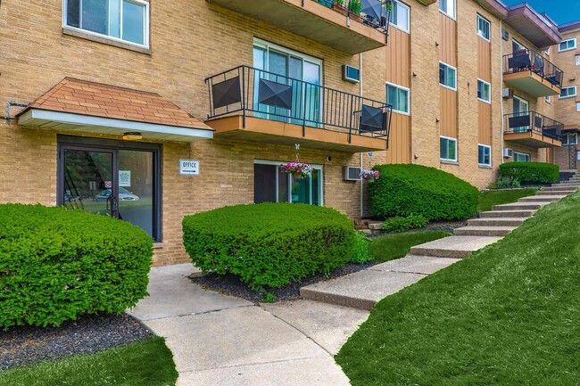 Park House Apartments For Rent in Mentor, OH | ForRent.com