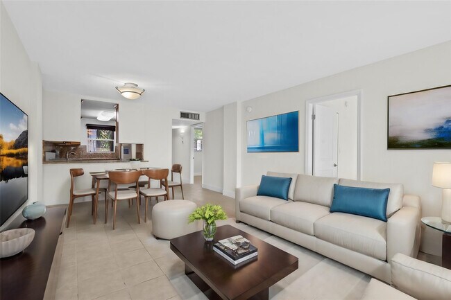 Photo - 111 Royal Pk Dr Unit 1C