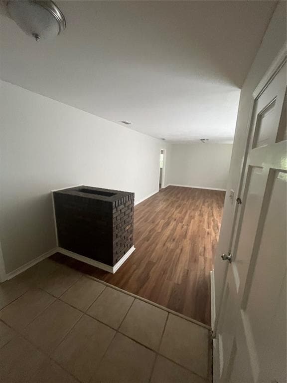 Photo - 6350 Gilbert Dr W