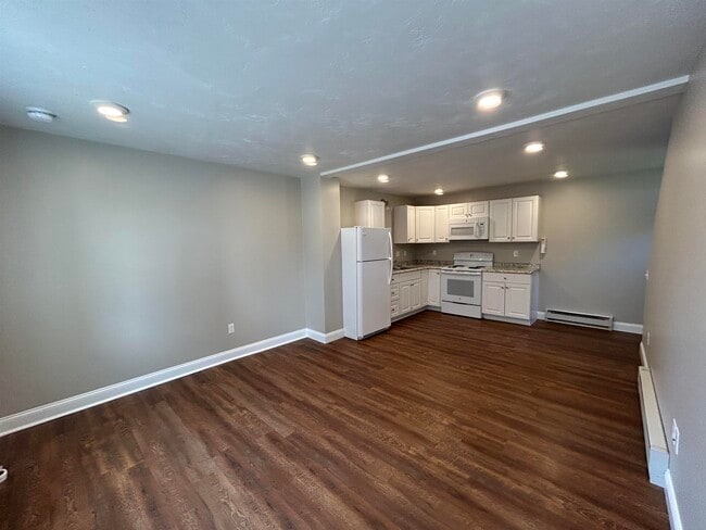 76 Main St Unit C