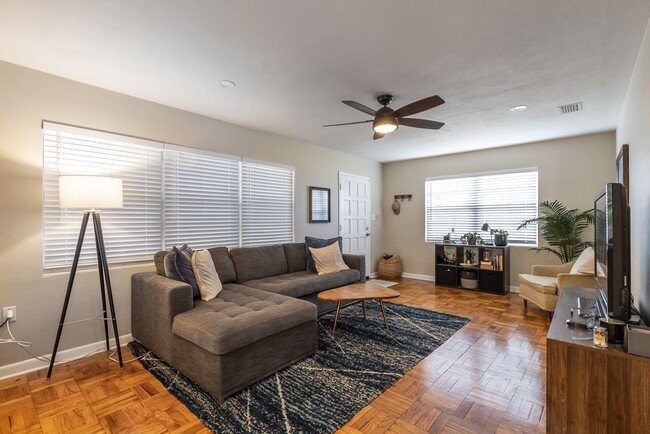 414 NW 36th St