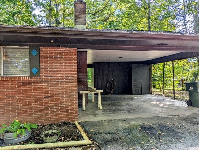 Photo - 102 Piedmont Cir