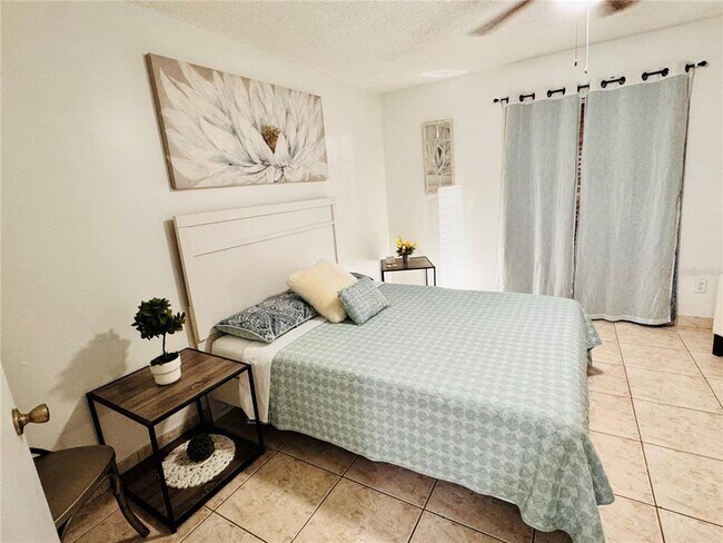 Photo - 3216 Feather Ln