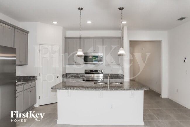 Photo - 1598 Isleta Lp