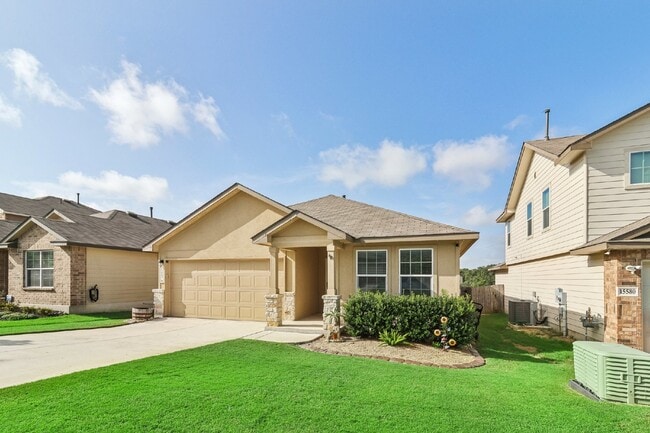 Photo - "Charming 4-Bedroom Oasis with custom fini...