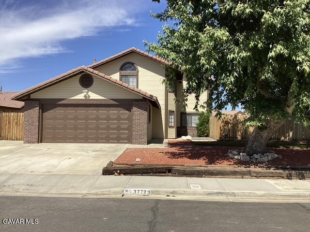 Photo - 37723 Vintage Dr House