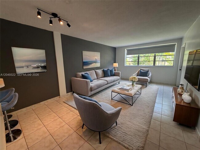 Photo - 1333 E Hallandale Beach Blvd Unit 119