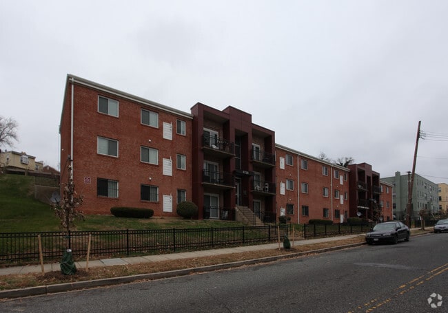 Copeland Manor - Copeland Manor