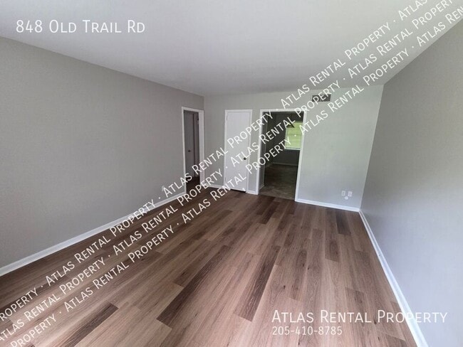 Photo - 848 Old Trail Rd