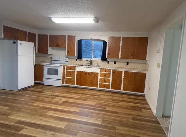 Photo - Lovely Kalispell home