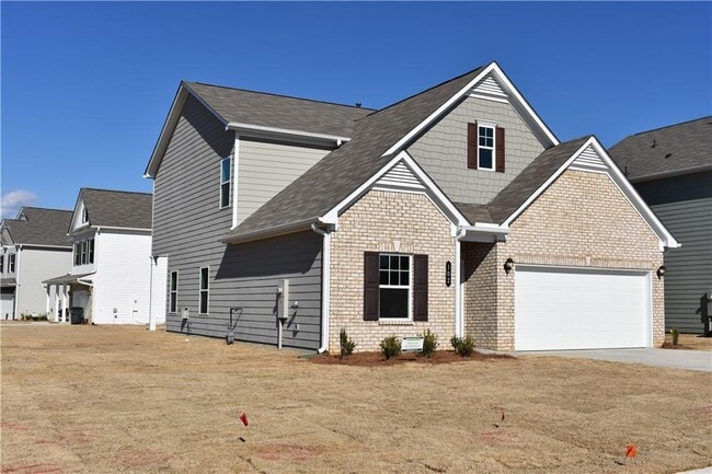 Photo - 102 Graham Cir