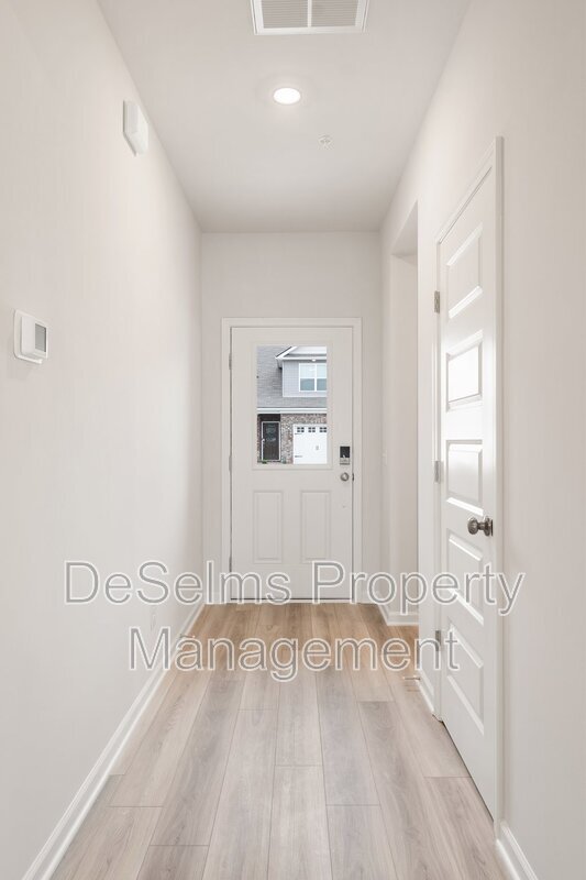 431 Alcott Wy