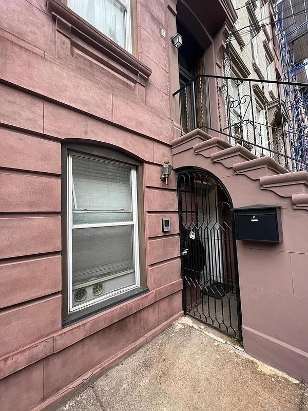 Building Photo - 1026 Bloomfield St Unit 1 Rental
