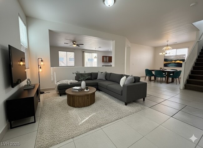 Photo - 6839 Scarlet Flax St